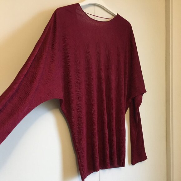 NWT Topshop Burgundy Doleman Sleeve Open Back Twist Crepe Top - Picture 3 of 15